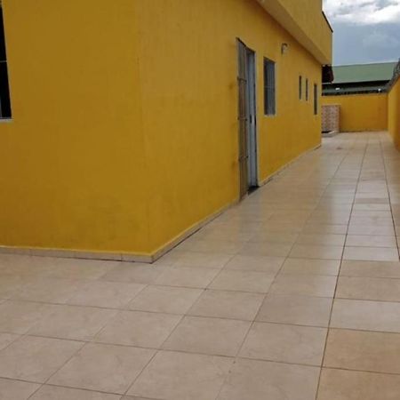 Casa Na Praia Com Piscina Em Itanhaém 外观 照片